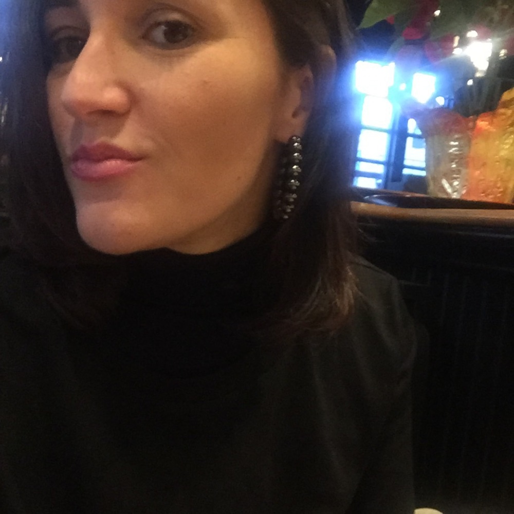 Meet your Posher, Simone